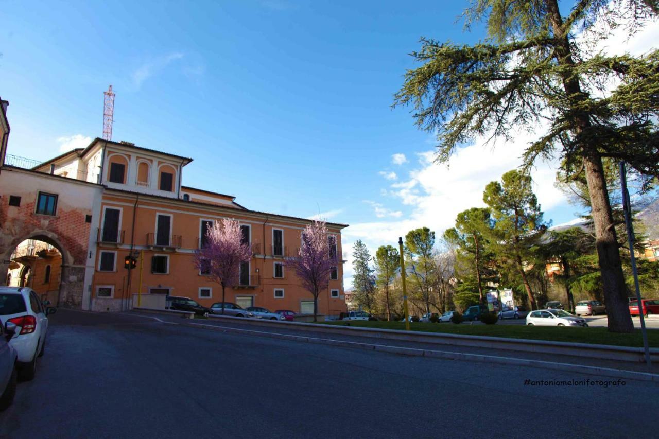 Angelino Apartment